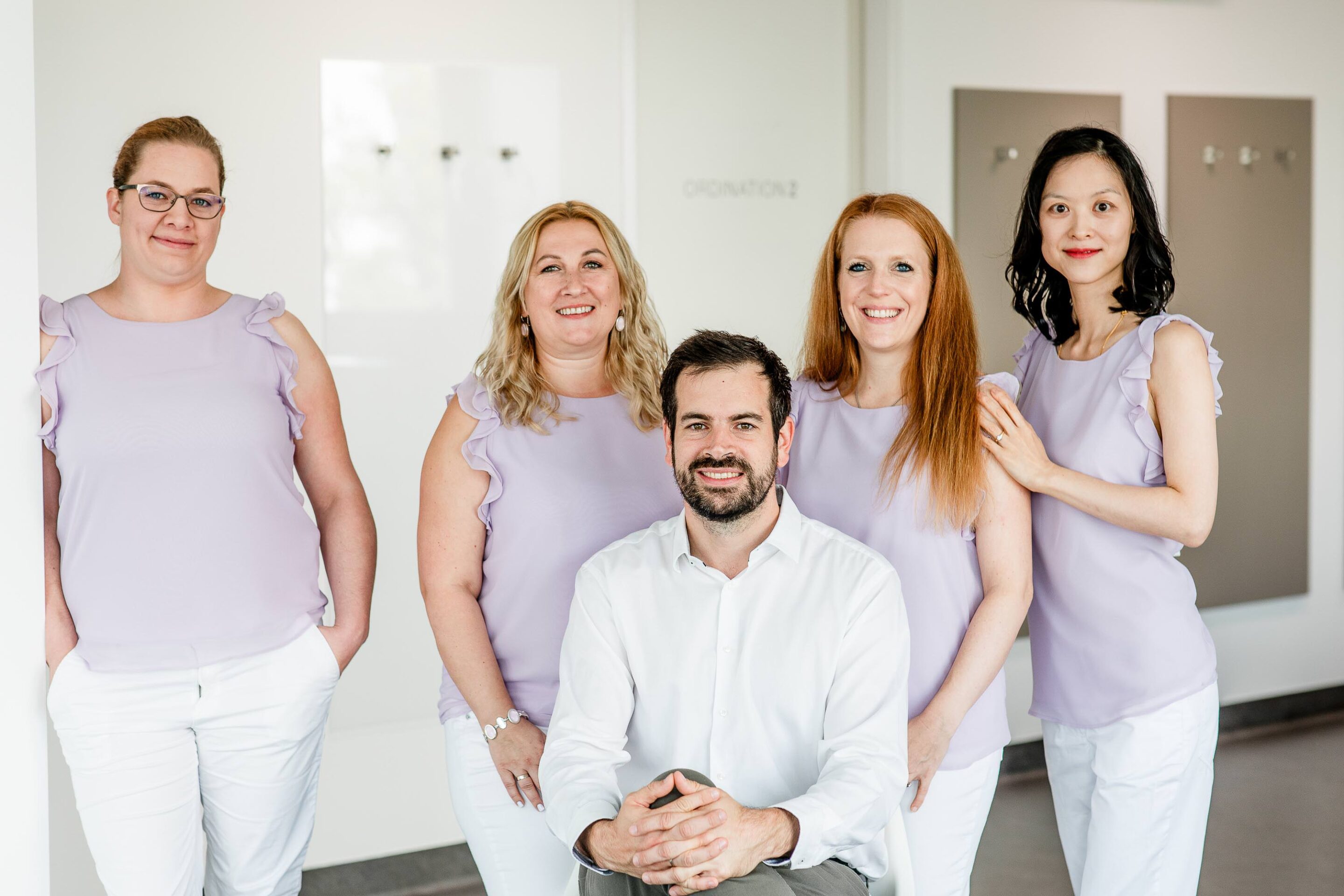 Businessfotografie für die Frauenpraxis Alterlaa: Ganzheitliche Praxisfotos in Wien 23